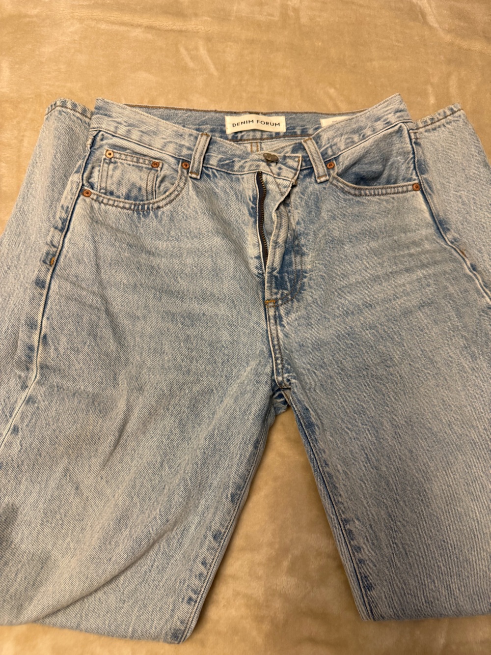 Aritzia Denim Forum Light Blue Straight Leg Jeans for Women - Picture 3 of 7